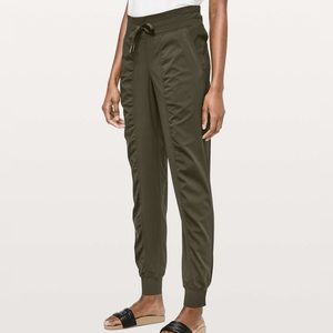Lululemon studio joggers
